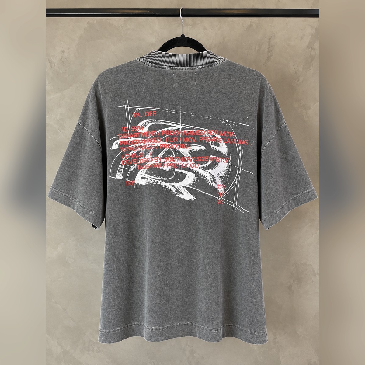 Camiseta Take-Off Sketch Boxy Tee Chumbo